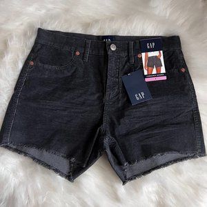 NWT GAP Women's Shorts